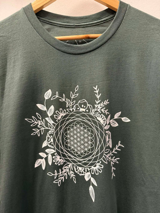 Eco dye T-shirt in forest green