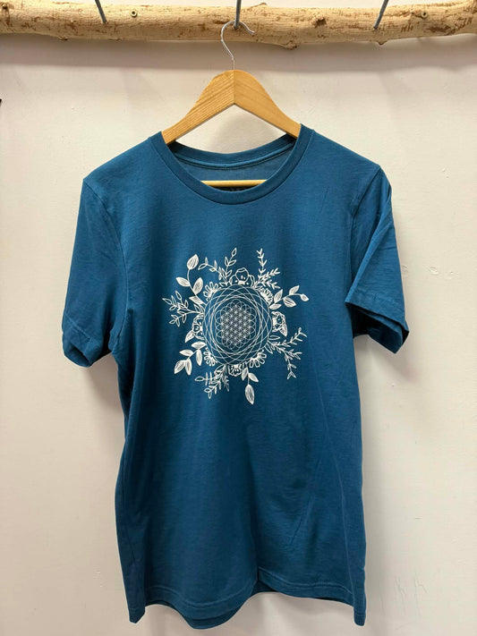 Eco dye T-shirt in belize blue